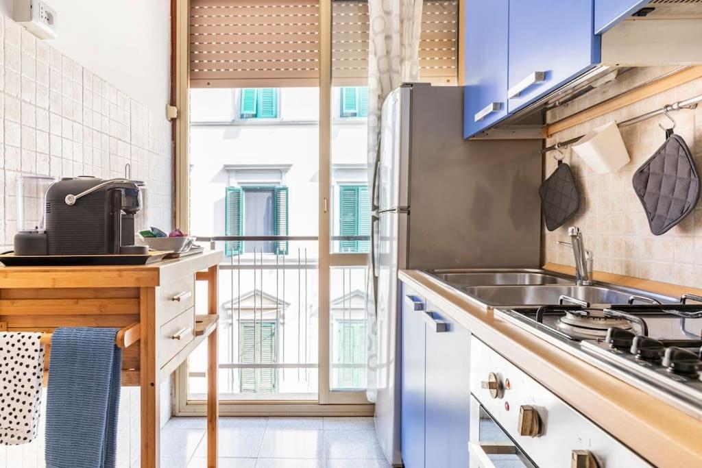 Casa Etruschi - Appartamento Con Posto Auto Livorno Exterior foto