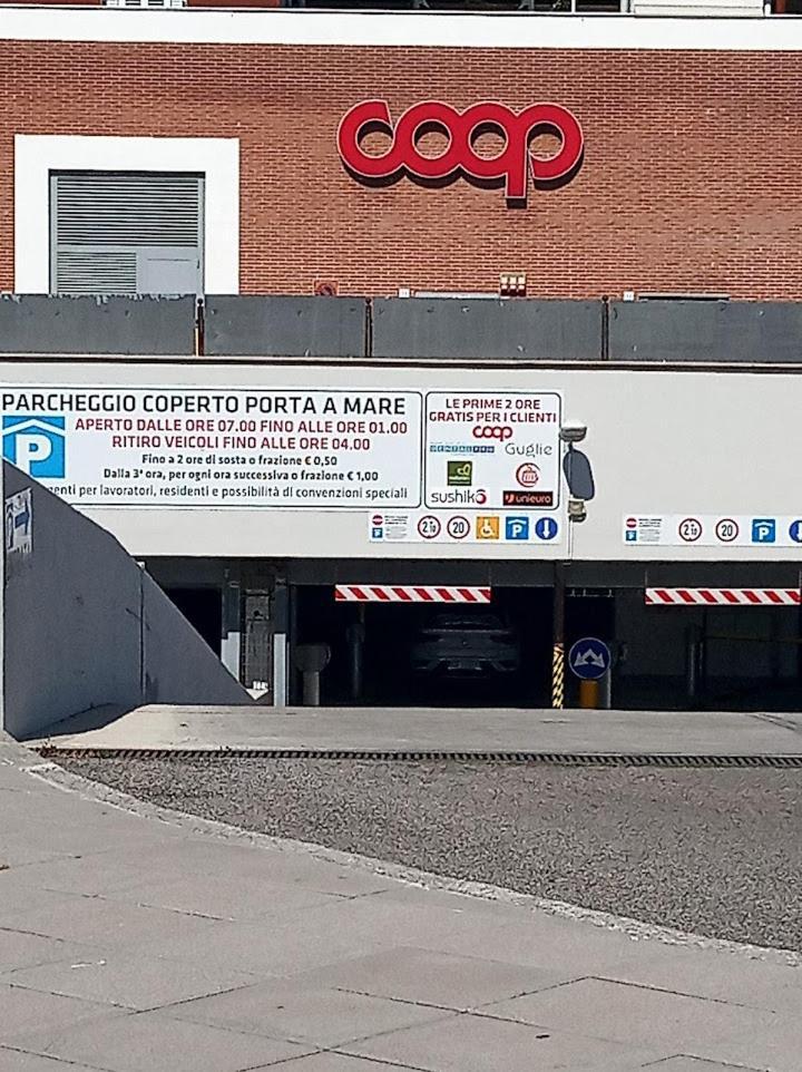 Casa Etruschi - Appartamento Con Posto Auto Livorno Exterior foto